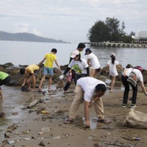 coastal clean up